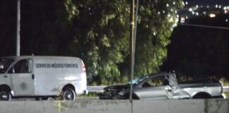 Un muerto y un lesionado por choque en Corregidora