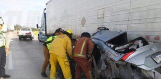 Accidente en la carretera federal 57 deja dos personas lesionadas y genera caos vial en Pedro Escobedo