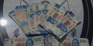 ¡Caen con un fajo de billetes presuntamente falsos! Detienen a tres tras realizar una compra en Corregidora