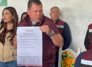 Edgar Inzunza formaliza su registro para buscar la Coordinación de la Cuarta Transformación en San Juan del Río