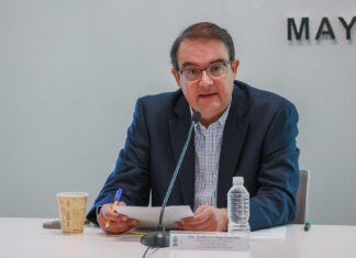 Morena no puede convertir una acusación en verdad a fuerza de firmas: Memo Vega